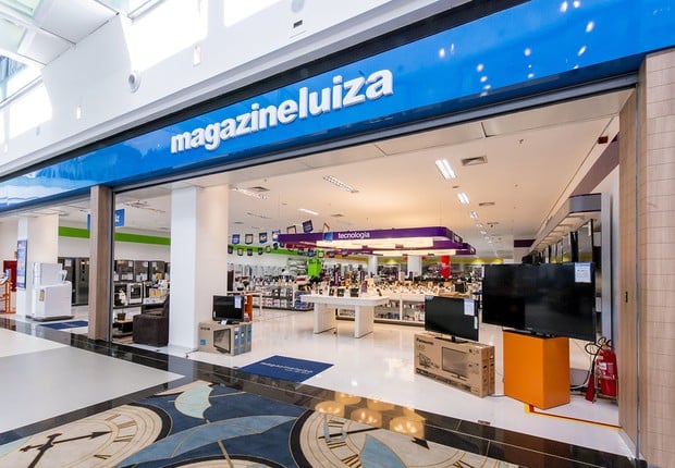 Magazine Luiza contrata nas mais de 826 lojas por todo o Brasil. 